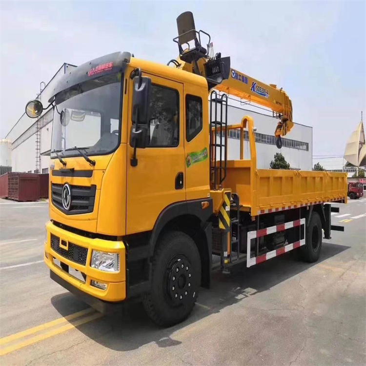 稻城附近找一辆随车吊出租