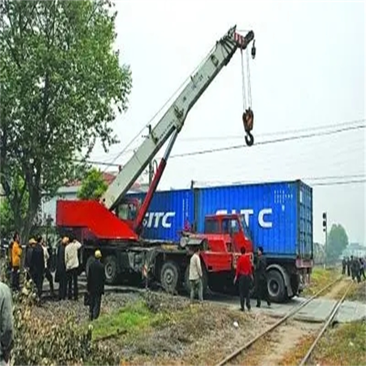 稻城如何快速找到附近的吊车救援公司