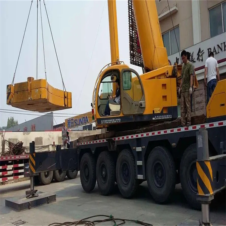 稻城当地吊车出租|机器吊装|75吨|工厂搬迁服务